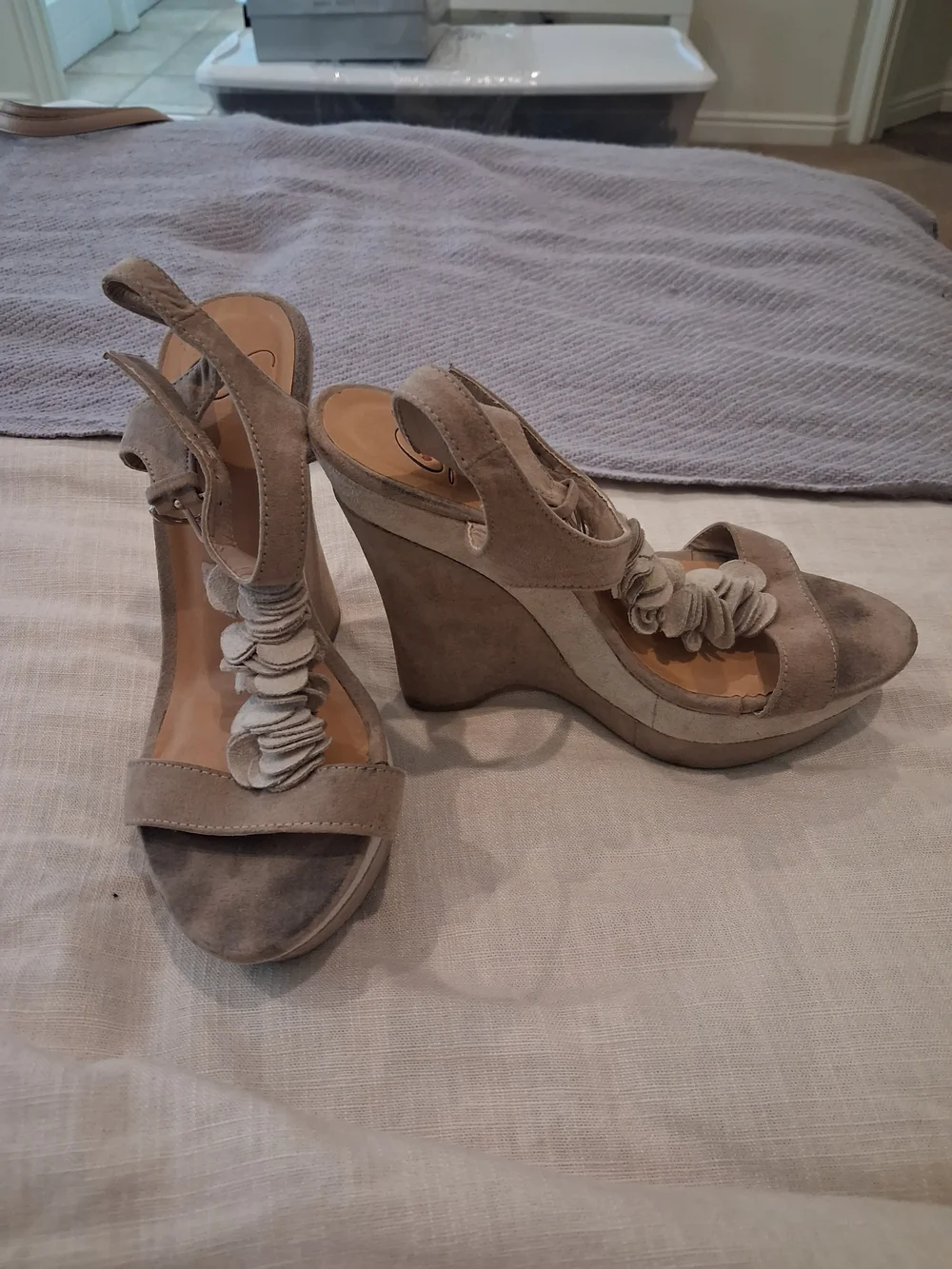 Delicious Neutral Beige Wedge Sandals Women Size 8